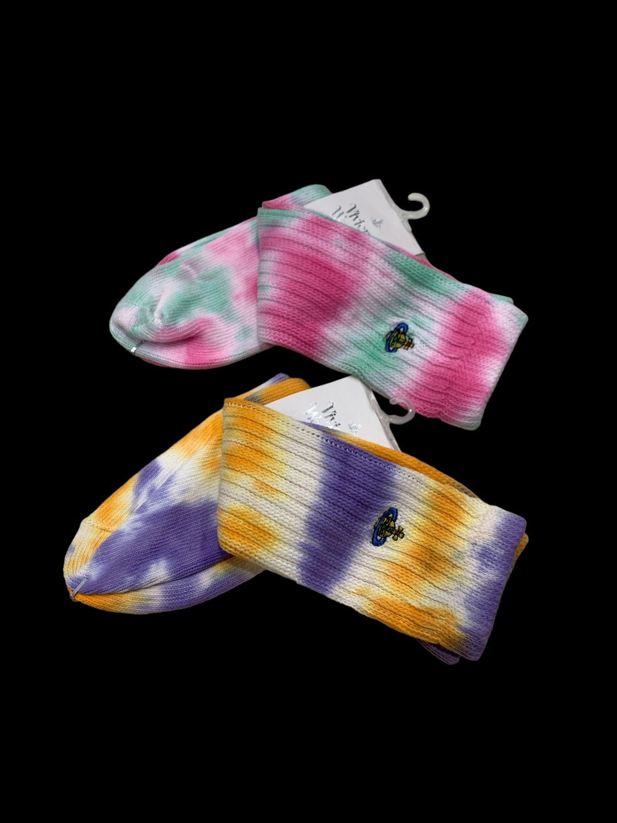 1 SET VW TIE DYE SOCKS NEVER WORN