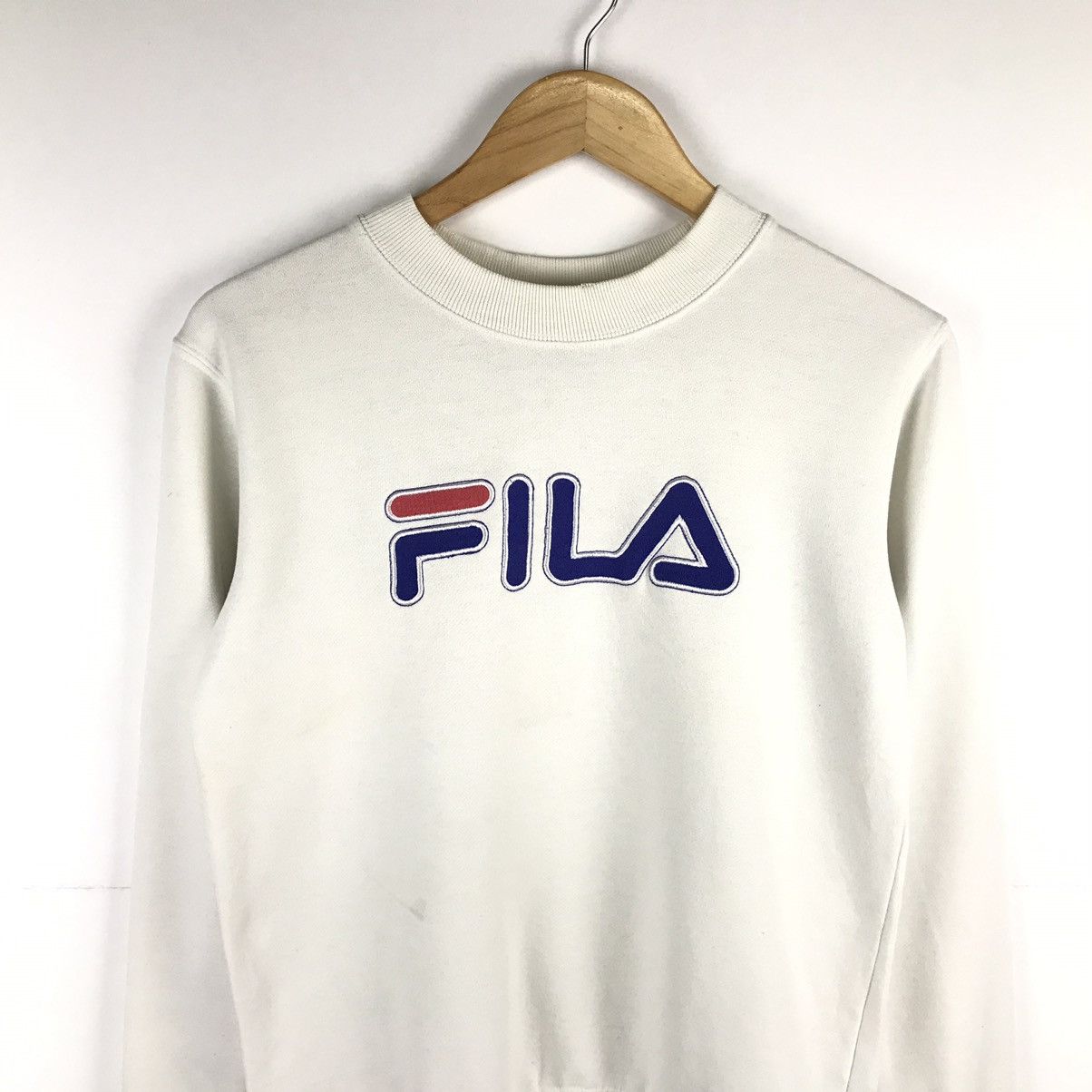 Fila Vintage Fila Spellout Medium Size White Colour Sweatshirt Size US M / EU 48-50 / 2 - 2 Thumbnail