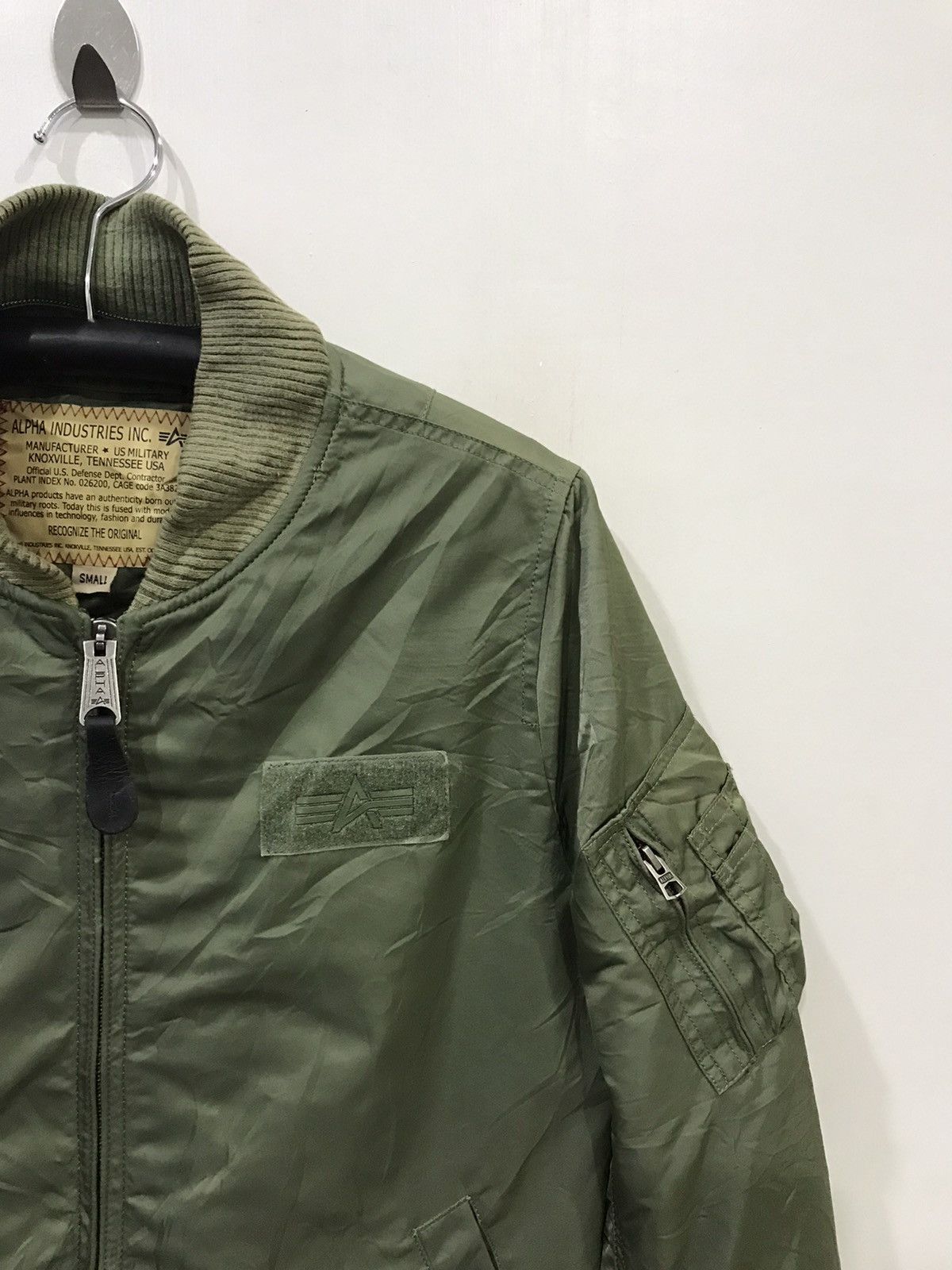 Alpha Industries ALPHA INDUSTRIES Bomber Flight Jacket Size US S / EU 44-46 / 1 - 3 Thumbnail