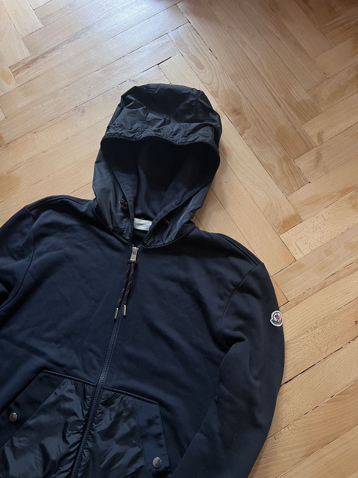 Moncler Moncler Hoodie Zip Nylon Hood Size US M / EU 48-50 / 2 - 2 Thumbnail