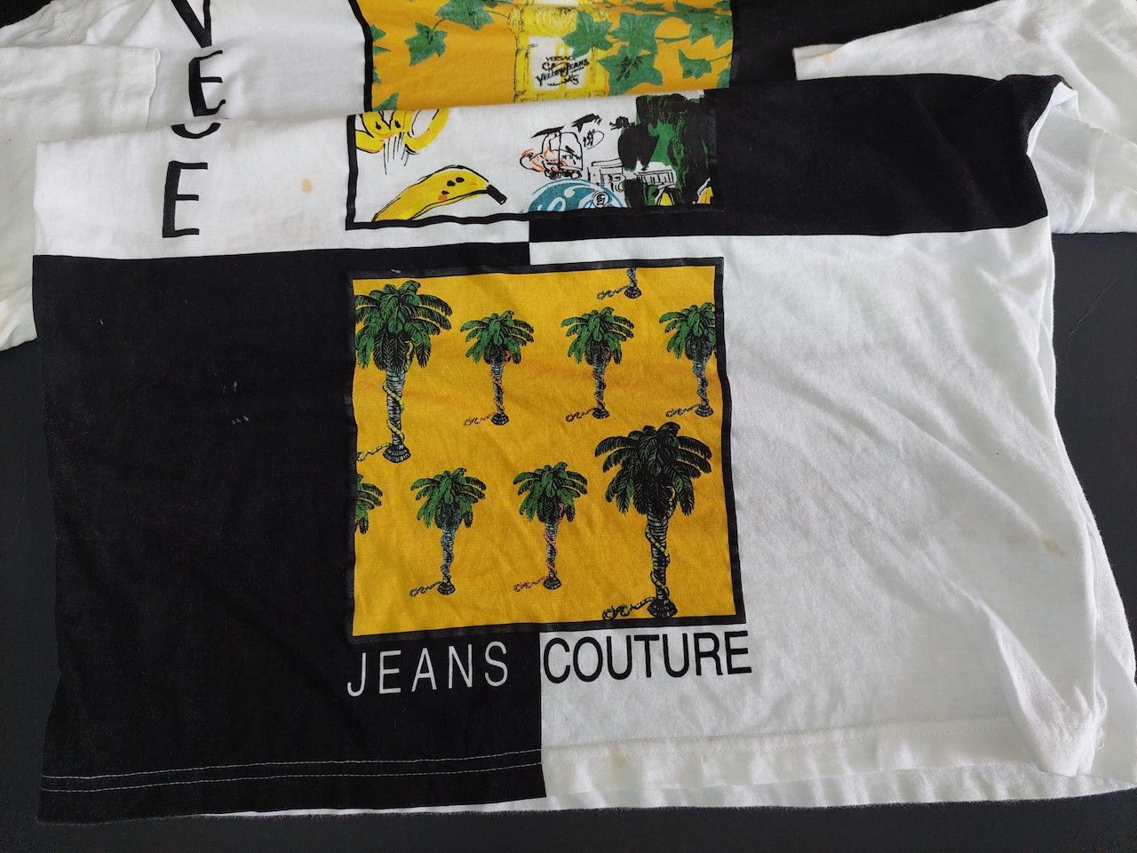 Versace Jeans Couture × Vintage VINTAGE 90s VERSACE JEAN COUTURE ART TSHIRT Size US M / EU 48-50 / 2 - 8 Thumbnail