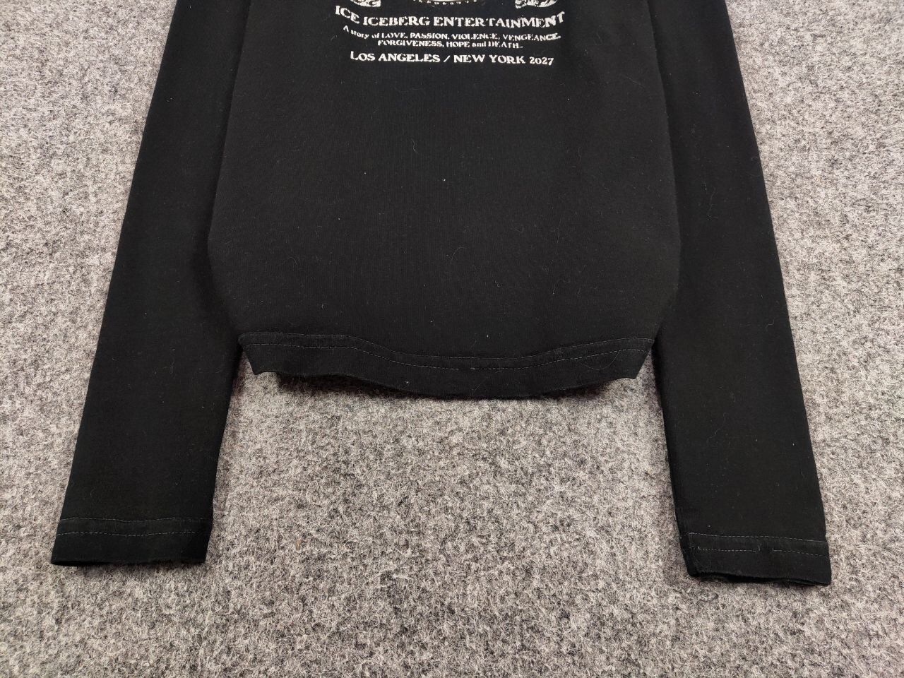 Iceberg Vintage Iceberg Giulietta e Romeo Sweatshirt Long Sleeve Size US L / EU 52-54 / 3 - 8 Thumbnail