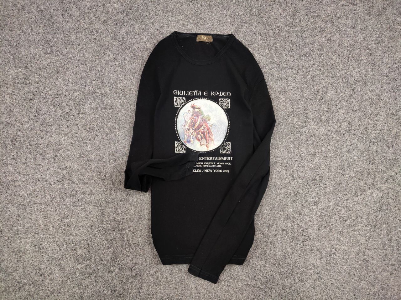 Iceberg Vintage Iceberg Giulietta e Romeo Sweatshirt Long Sleeve Size US L / EU 52-54 / 3 - 12 Thumbnail