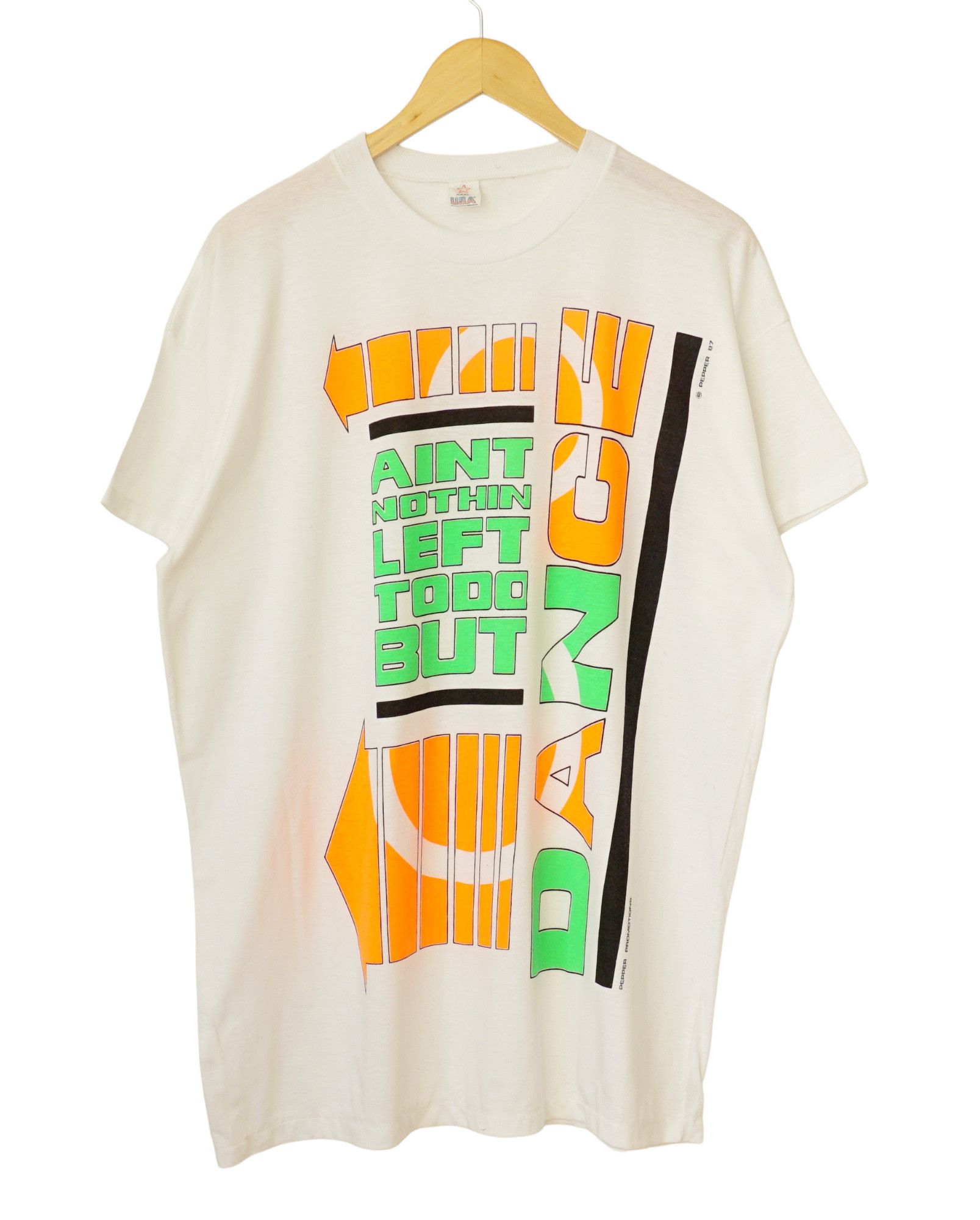 Vintage Pepper 1987 Ain't Nothing Left to do but Dance 80s tshirt Size US XXL / EU 58 / 5 - 2 Thumbnail