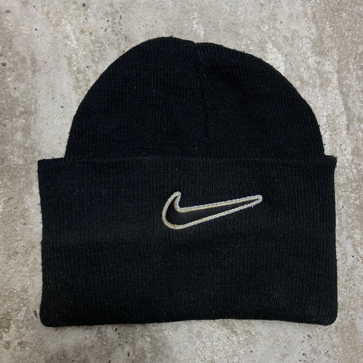 Nike 1990s ARCHIVE NIKE CENTRE SWOOSH SUN FADED BEANIE HAT Size ONE SIZE - 1 Thumbnail
