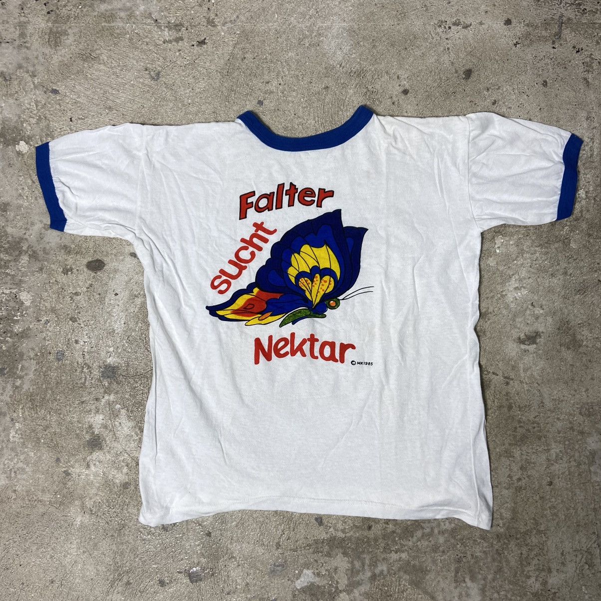 Vintage 1985 CUTE VINTAGE "BUTTERFLY SEEKS NECTAR" BOXY TEE - № 156 Size US M / EU 48-50 / 2 - 1 Thumbnail