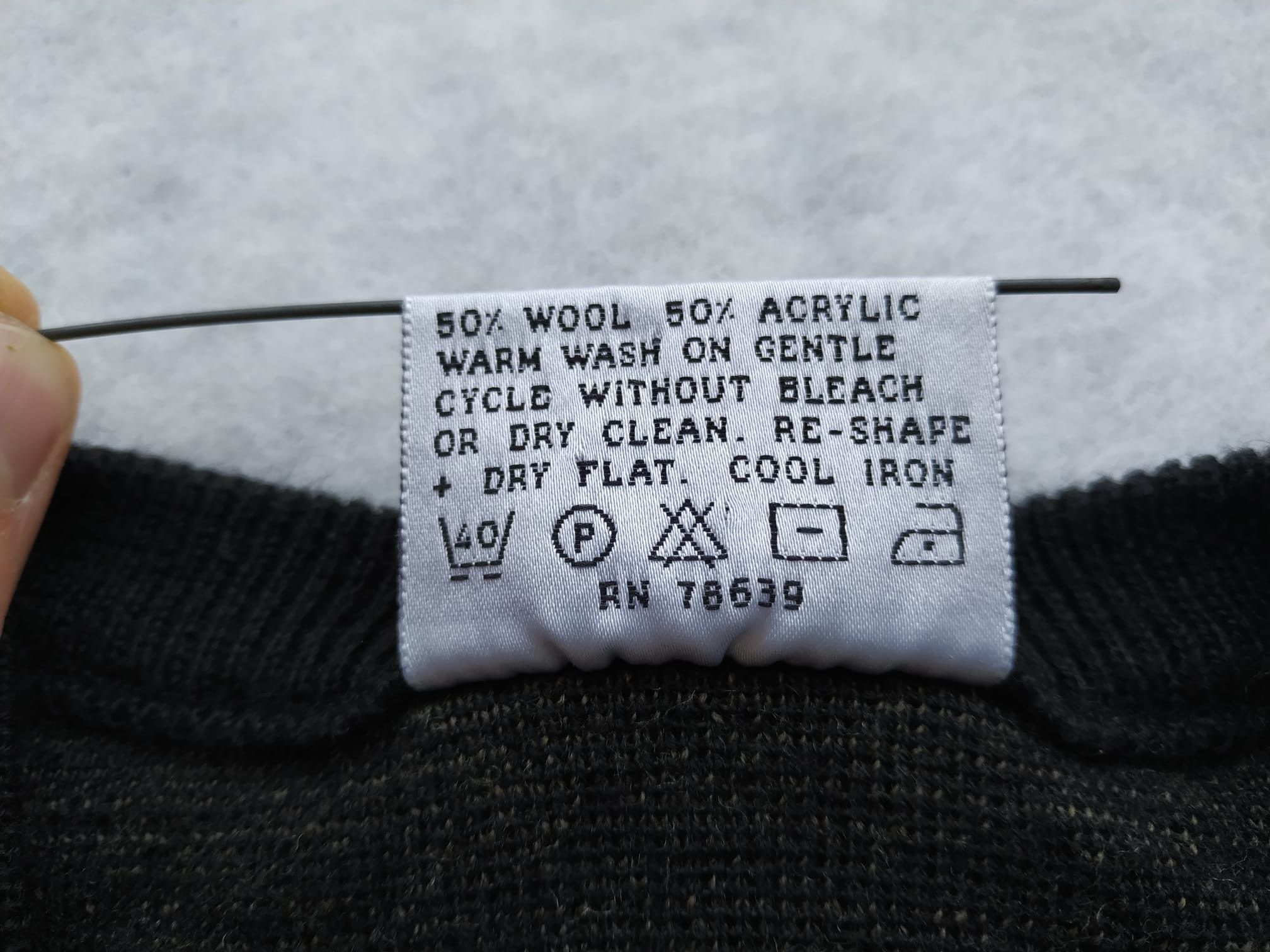 Gabicci × Vintage Vintage Sweater Gabicci made in Italy wool L size Size US L / EU 52-54 / 3 - 5 Thumbnail