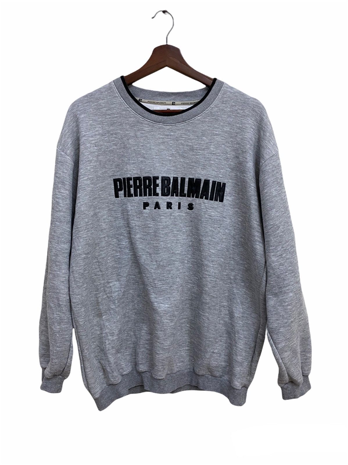 Pierre Balmain Pierre Balmain Paris Spellout Sweatshirt Size US L / EU 52-54 / 3 - 1 Thumbnail