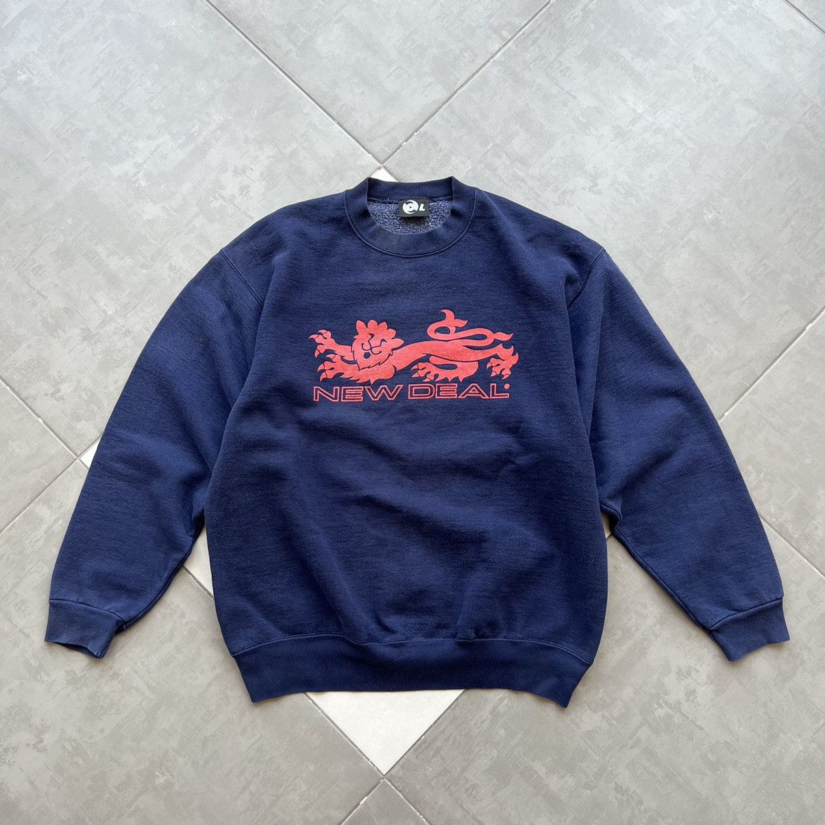 Powell Peralta × Vintage New Deal Skateboarding Vintage Sweatshirt Size US L / EU 52-54 / 3 - 1 Thumbnail