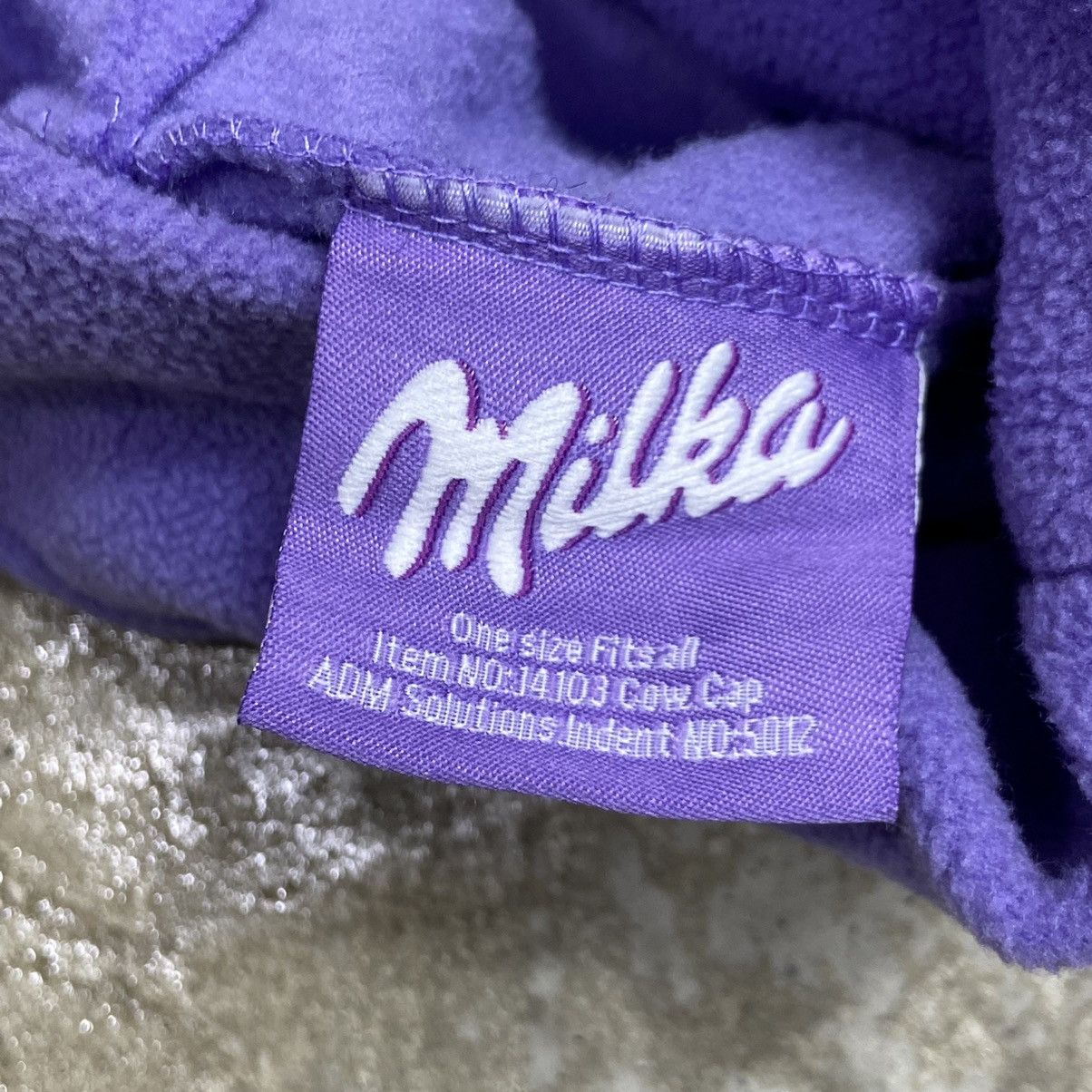 Vintage Y2K MILKA FLEECE HORNS VINTAGE RARE BEANIE HAT - LOT № 4057 Size ONE SIZE - 4 Thumbnail