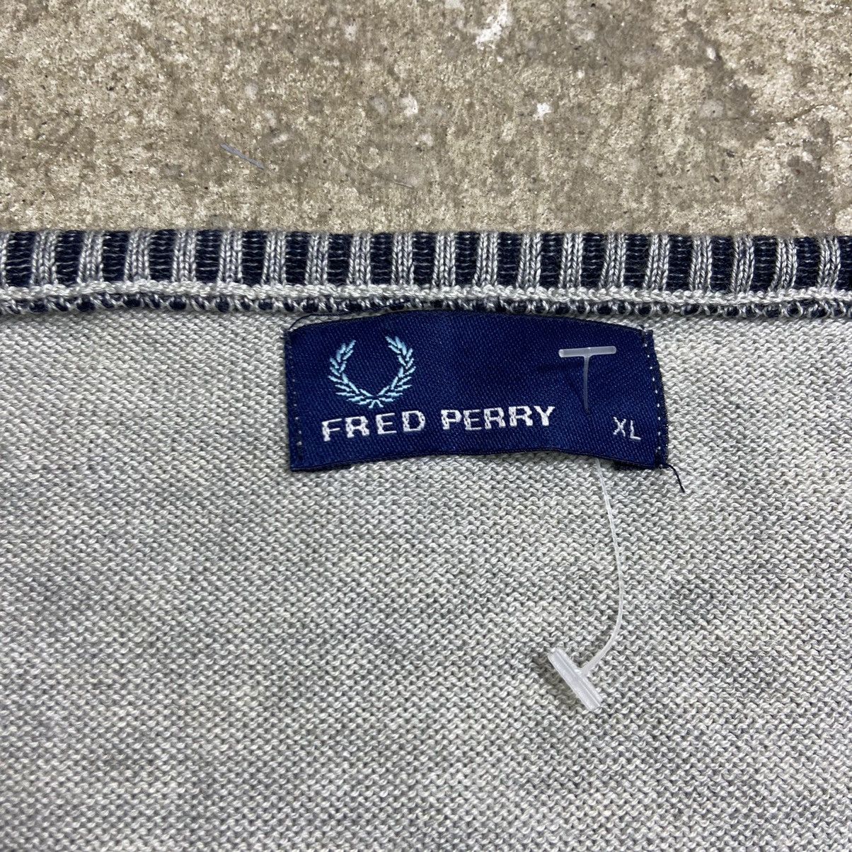 Fred Perry 1990s FRED PERRY AWESOME V NECK KNITTED SWEATER - № 1076 Size US XL / EU 56 / 4 - 6 Thumbnail
