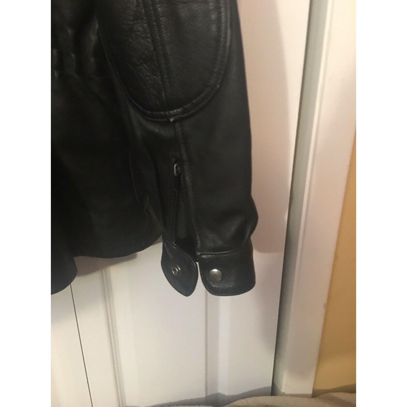 Other Vintage Heavy Black Leather Men’s Sz 54 Motorcycle Jacket Size US XXL / EU 58 / 5 - 6 Thumbnail