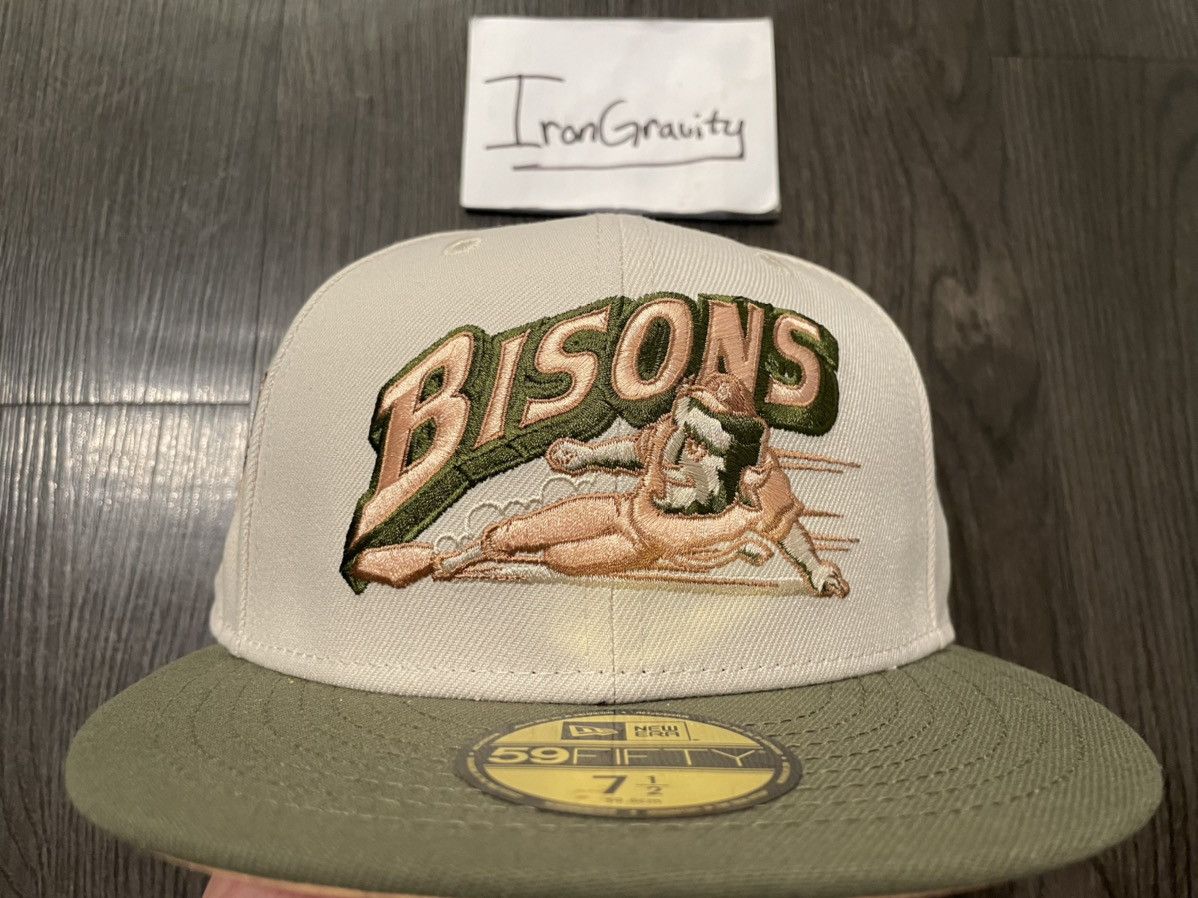 MLB 7 1/2 Buffalo Bisons Autumn 22 Peach Fitted Hat Size ONE SIZE - 2 Thumbnail