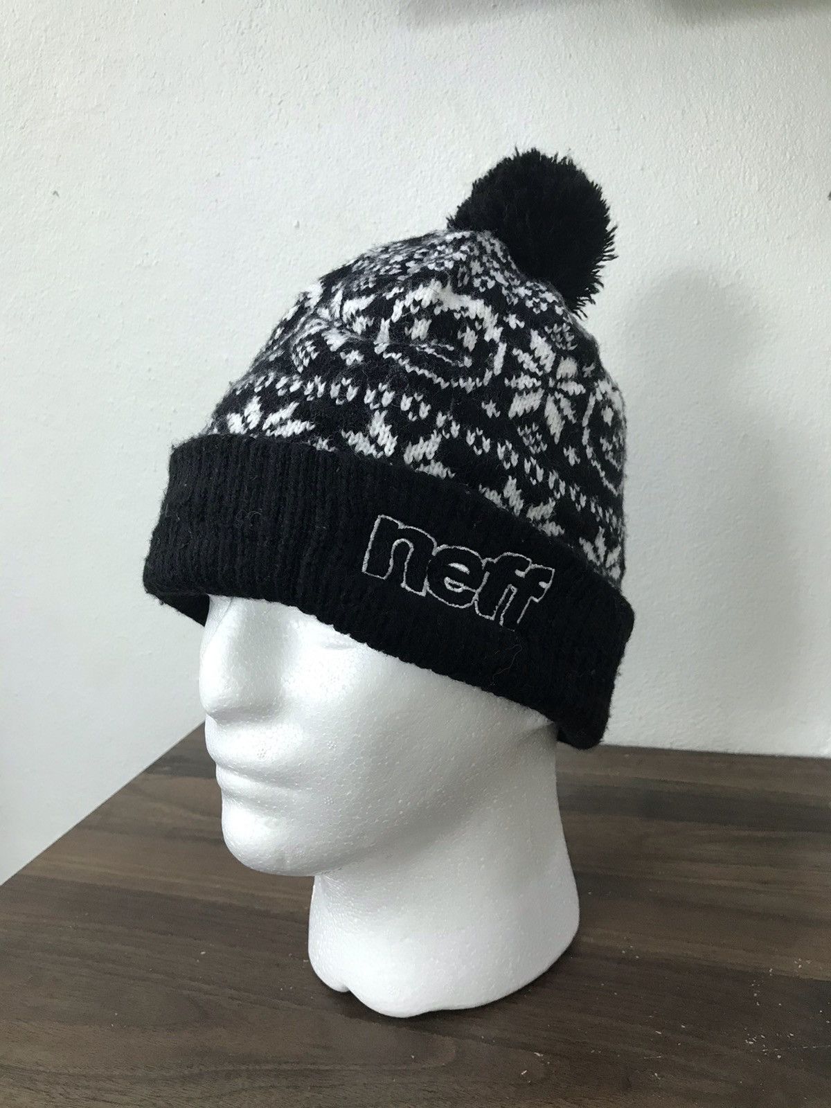 Pom Beanie Neff Beanie Black Neff Daily Black Beanie Zumiez