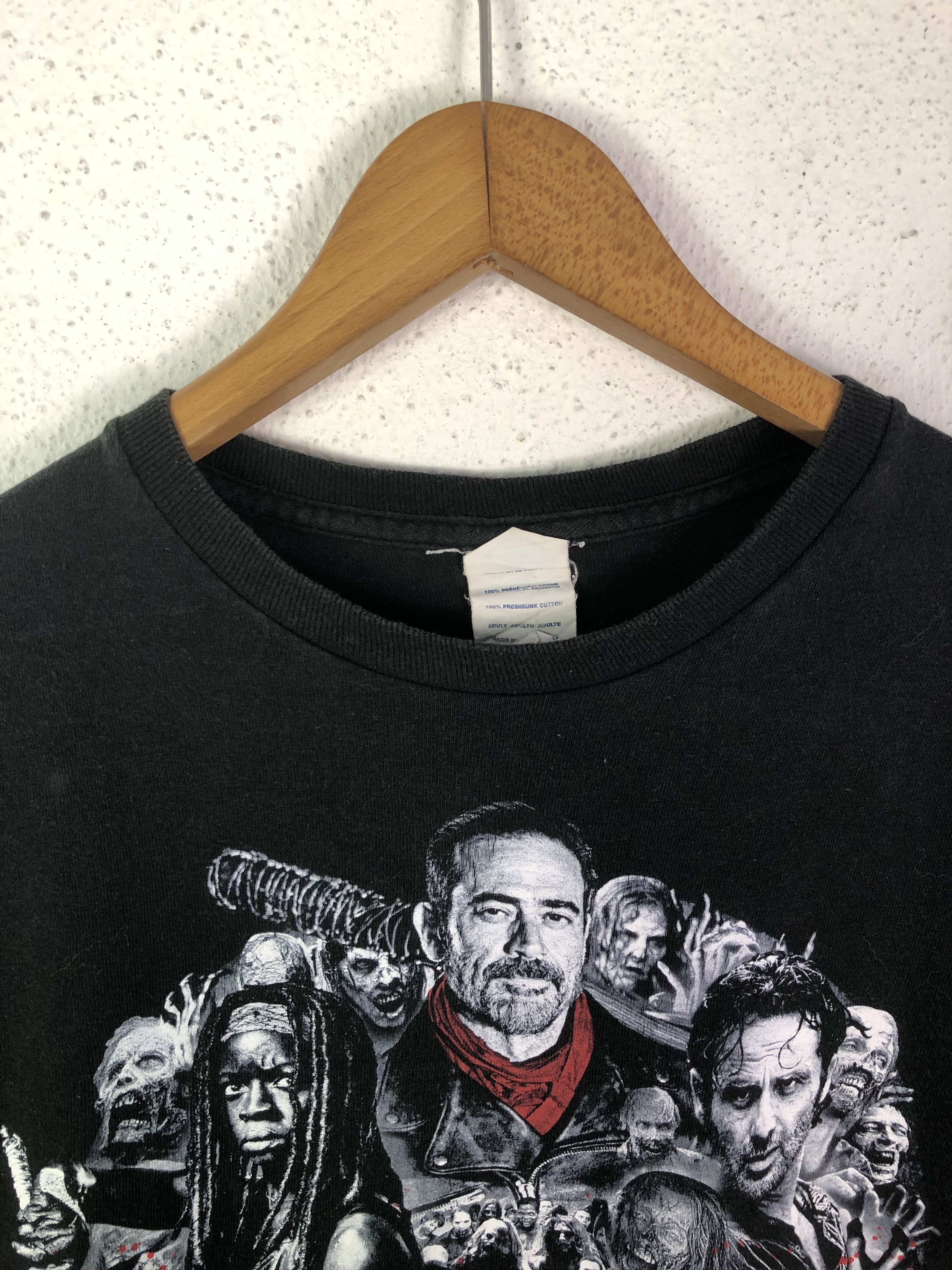 Expert Horror The Walking Dead Tv series T shirt Size US L / EU 52-54 / 3 - 4 Thumbnail