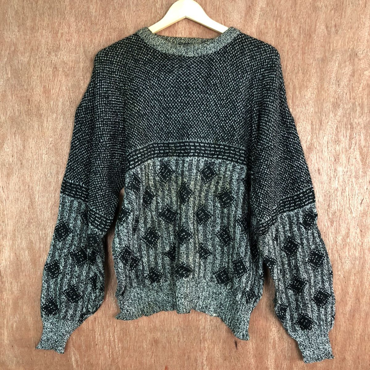 Vintage Nuovo New Forces Grey Knitwear art vintage #6117 Size US XL / EU 56 / 4 - 3 Thumbnail