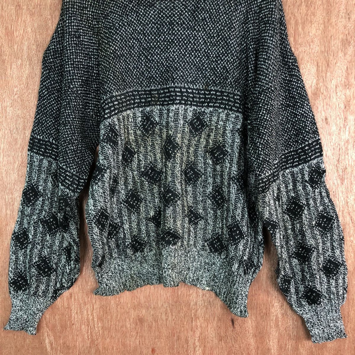 Vintage Nuovo New Forces Grey Knitwear art vintage #6117 Size US XL / EU 56 / 4 - 7 Thumbnail