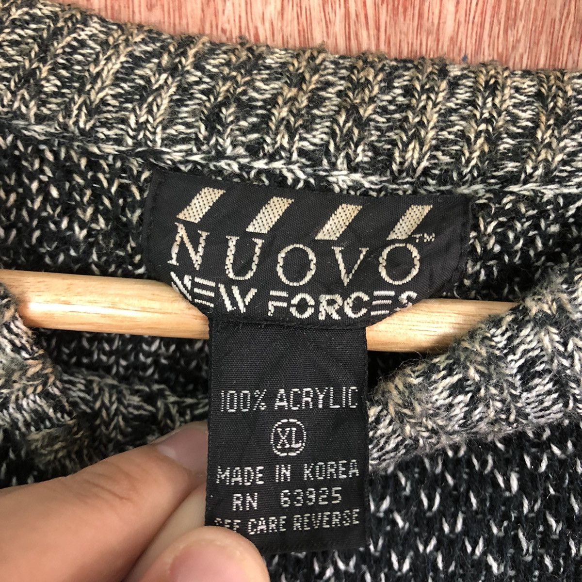 Vintage Nuovo New Forces Grey Knitwear art vintage #6117 Size US XL / EU 56 / 4 - 9 Thumbnail