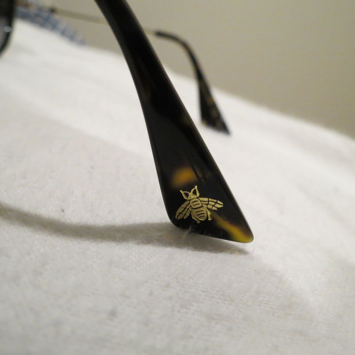 gucci red green aviators