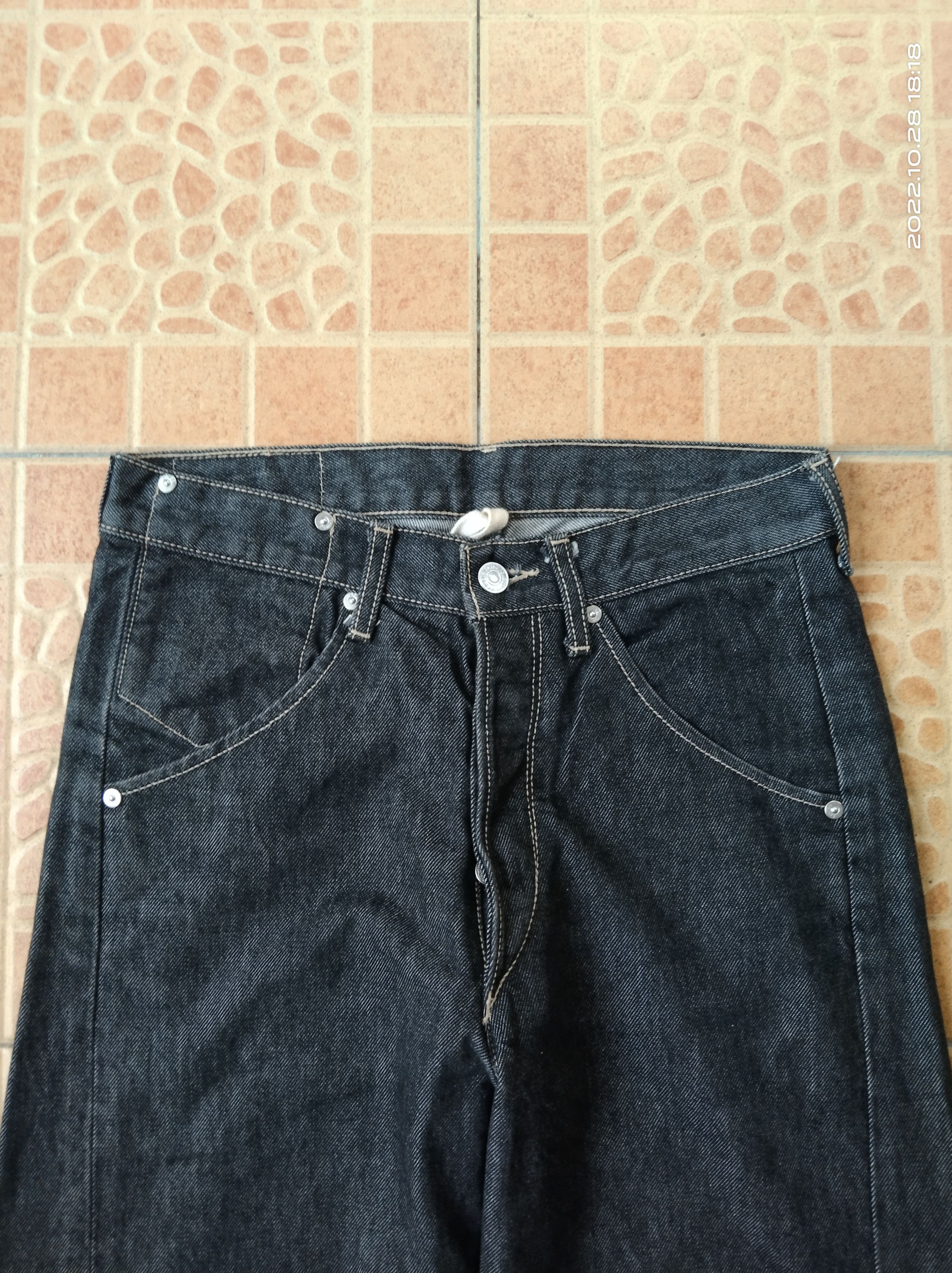 Levi's Vintage Clothing LEVIS ENGINEERED LOOSE VINTAGE 2000s TWIST DENIM PANTS Size US 28 / EU 44 - 4 Thumbnail