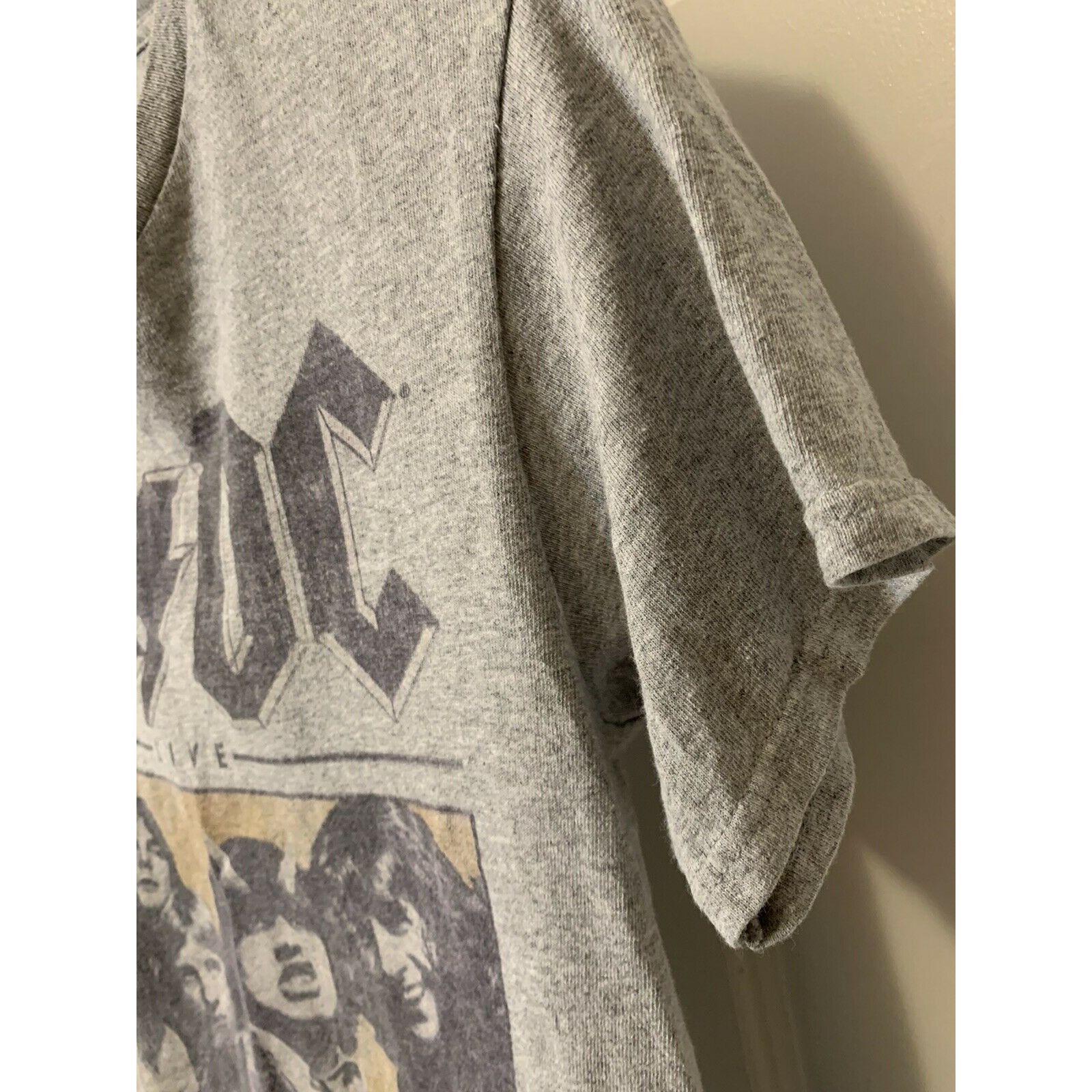 Other AC/DC 1979 Tour Highway To vtg Distressed T-Shirt S Size US M / EU 48-50 / 2 - 4 Thumbnail