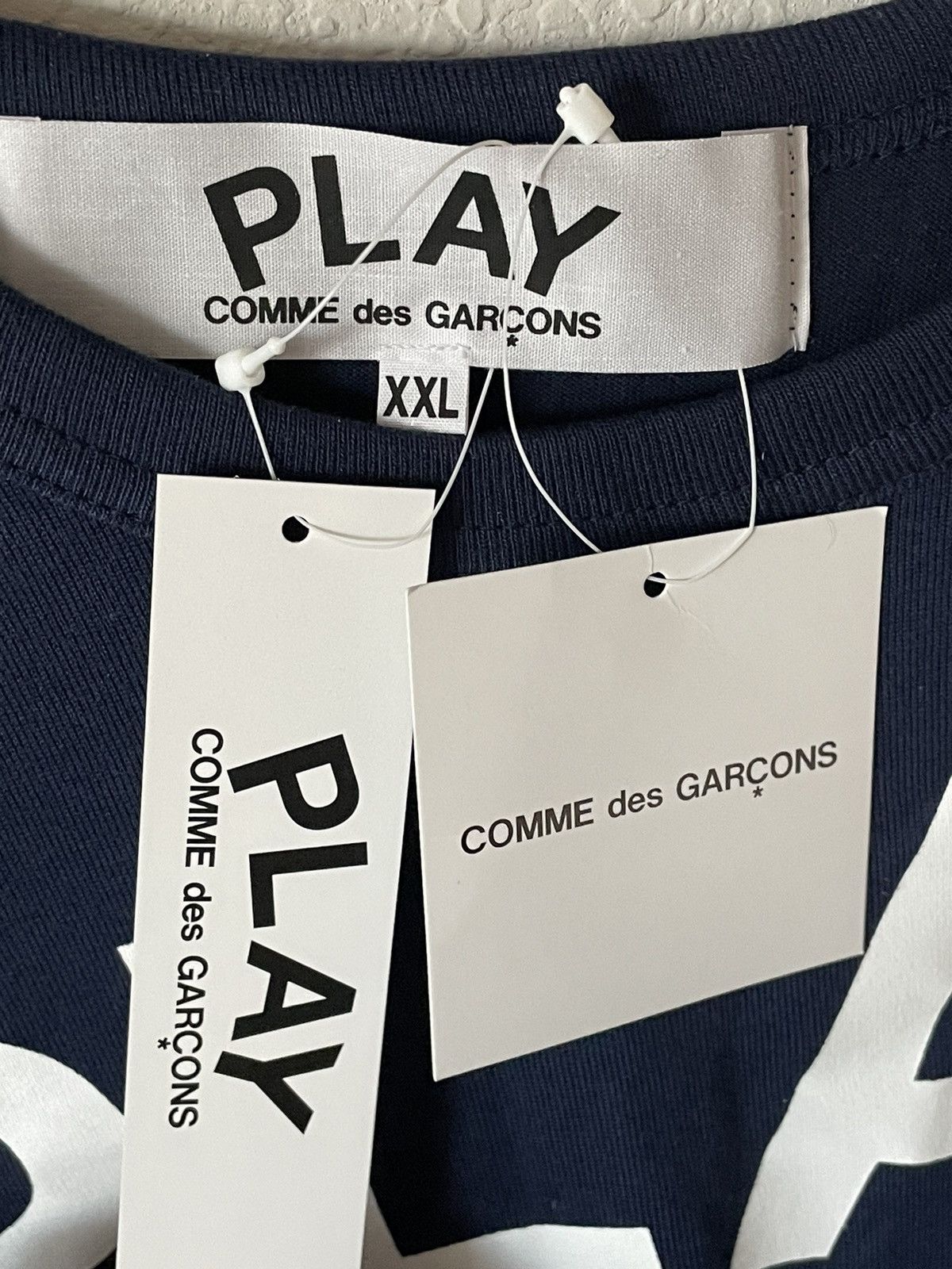 Comme des Garcons COMME des GARÇONS Play Text T-Shirt Navy Size US XXL / EU 58 / 5 - 6 Thumbnail
