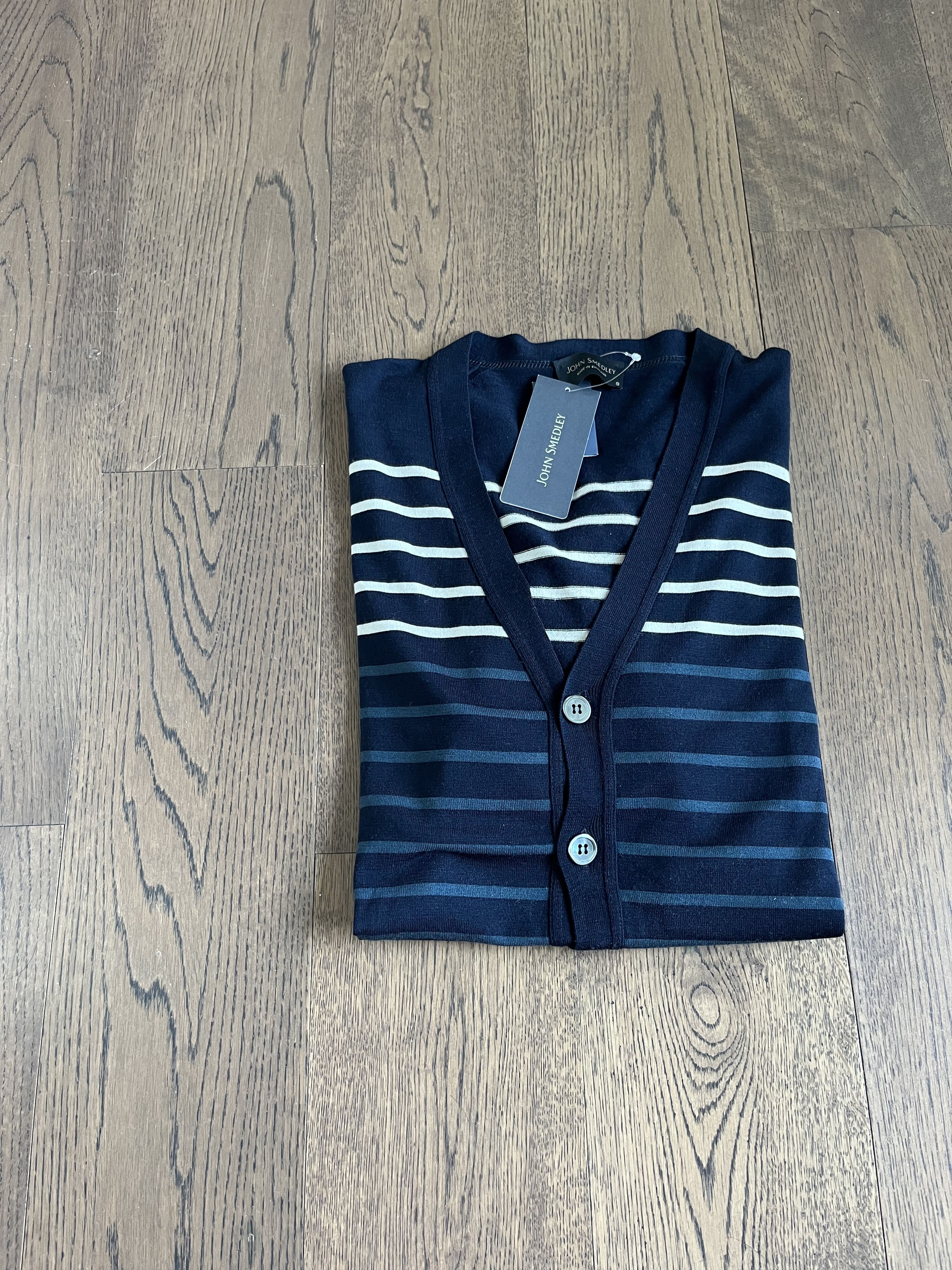 John Smedley John Smedley England New Zealand Merino Fine Knit Cardigan S Size US S / EU 44-46 / 1 - 2 Thumbnail