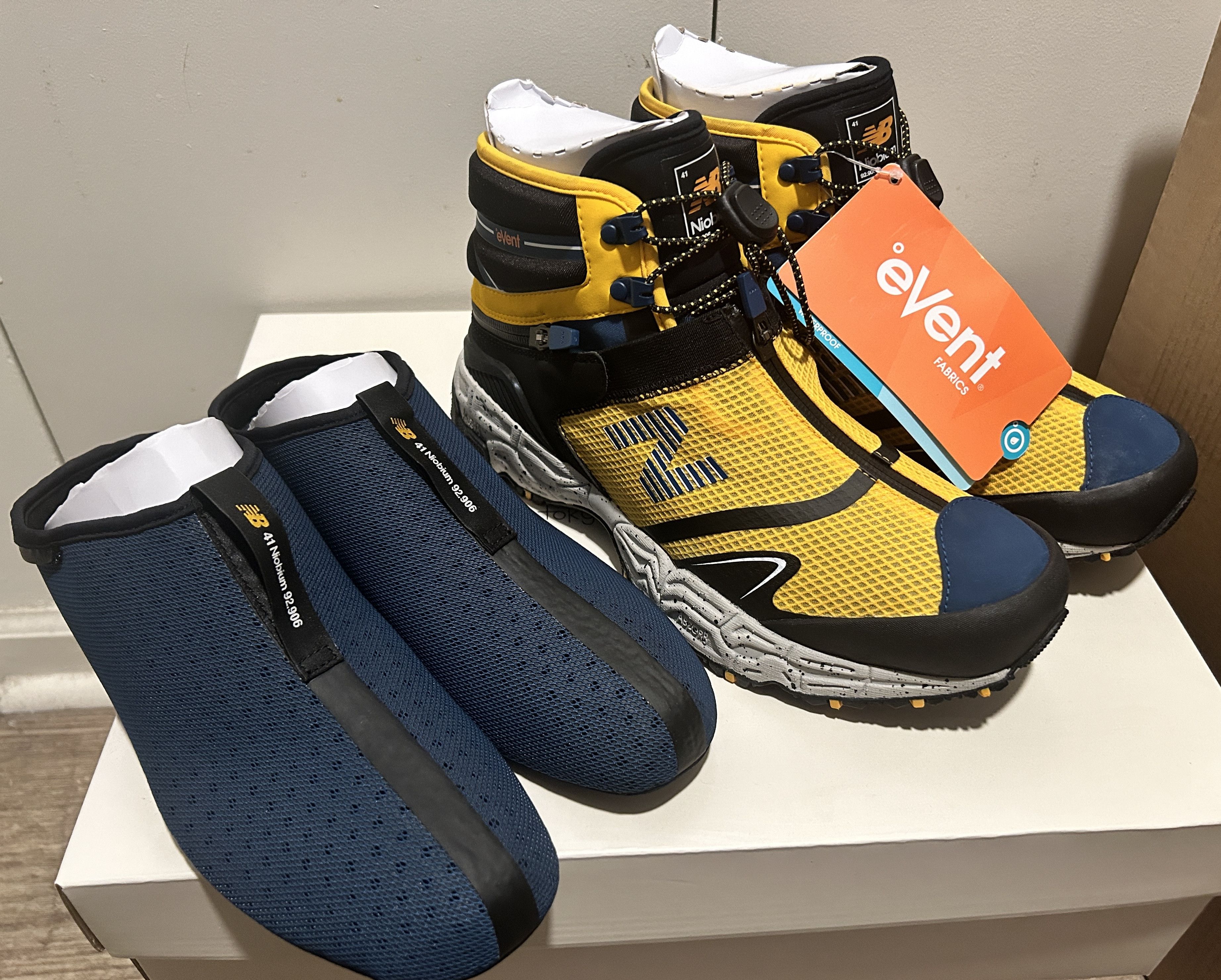 New Balance × Snow Peak Tokyo Design Studio “NIOBIUM CONCEPT” Snow Peak yellow Size US 11.5 / EU 44-45 - 5 Thumbnail