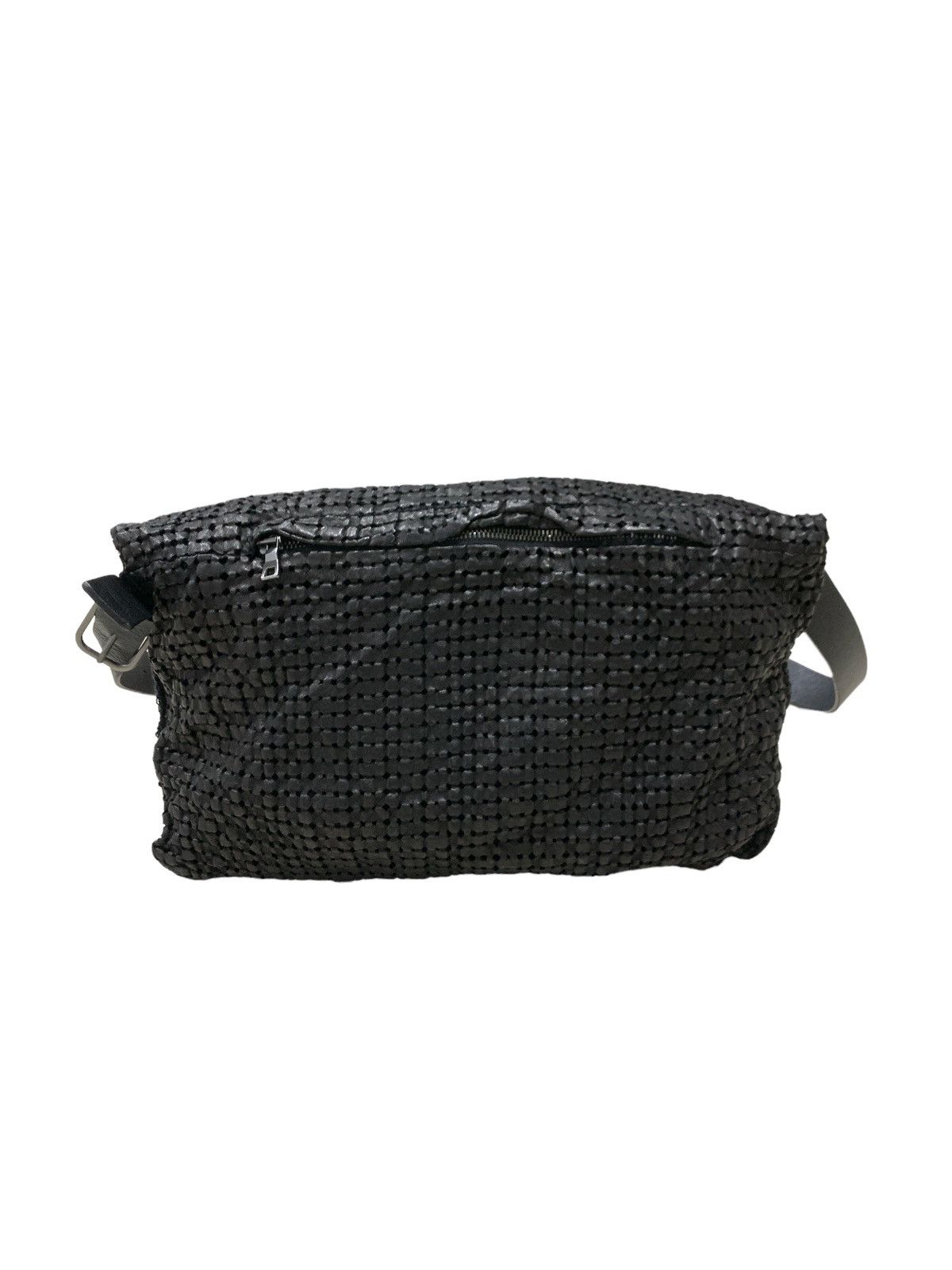 Genuine Leather TRANSIT PAR SUCH LEATHER NET MESH SLING BAG Size ONE SIZE - 3 Thumbnail