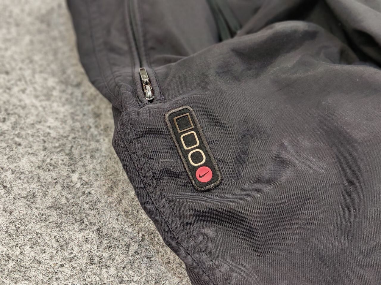 Nike Vintage Nike Swoosh Track Black Jogger Pants Travis Scott Size US 34 / EU 50 - 10 Thumbnail