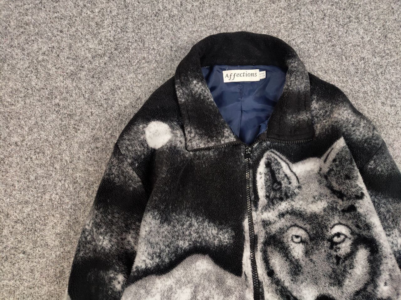Vintage Vintage 90's Fleece Zip Jacket Over Art Winter Wolf Hype Size US S / EU 44-46 / 1 - 11 Thumbnail