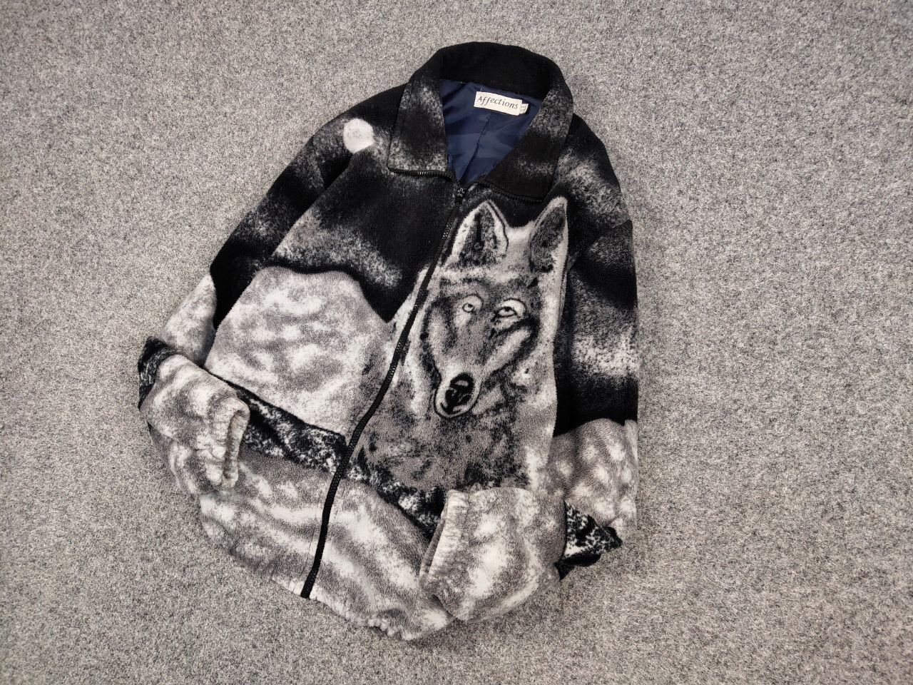 Vintage Vintage 90's Fleece Zip Jacket Over Art Winter Wolf Hype Size US S / EU 44-46 / 1 - 3 Thumbnail