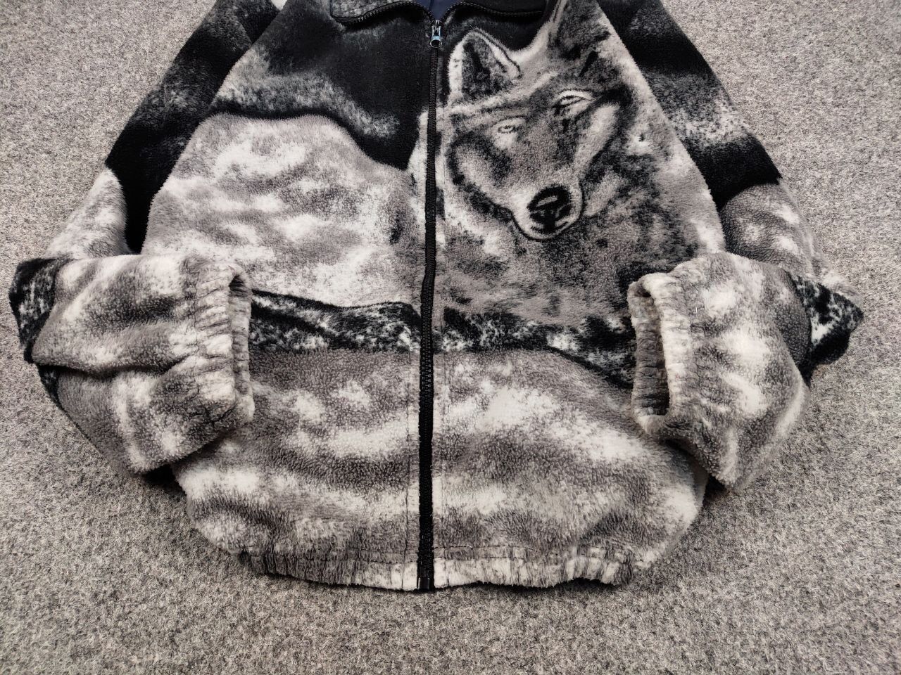 Vintage Vintage 90's Fleece Zip Jacket Over Art Winter Wolf Hype Size US S / EU 44-46 / 1 - 9 Thumbnail