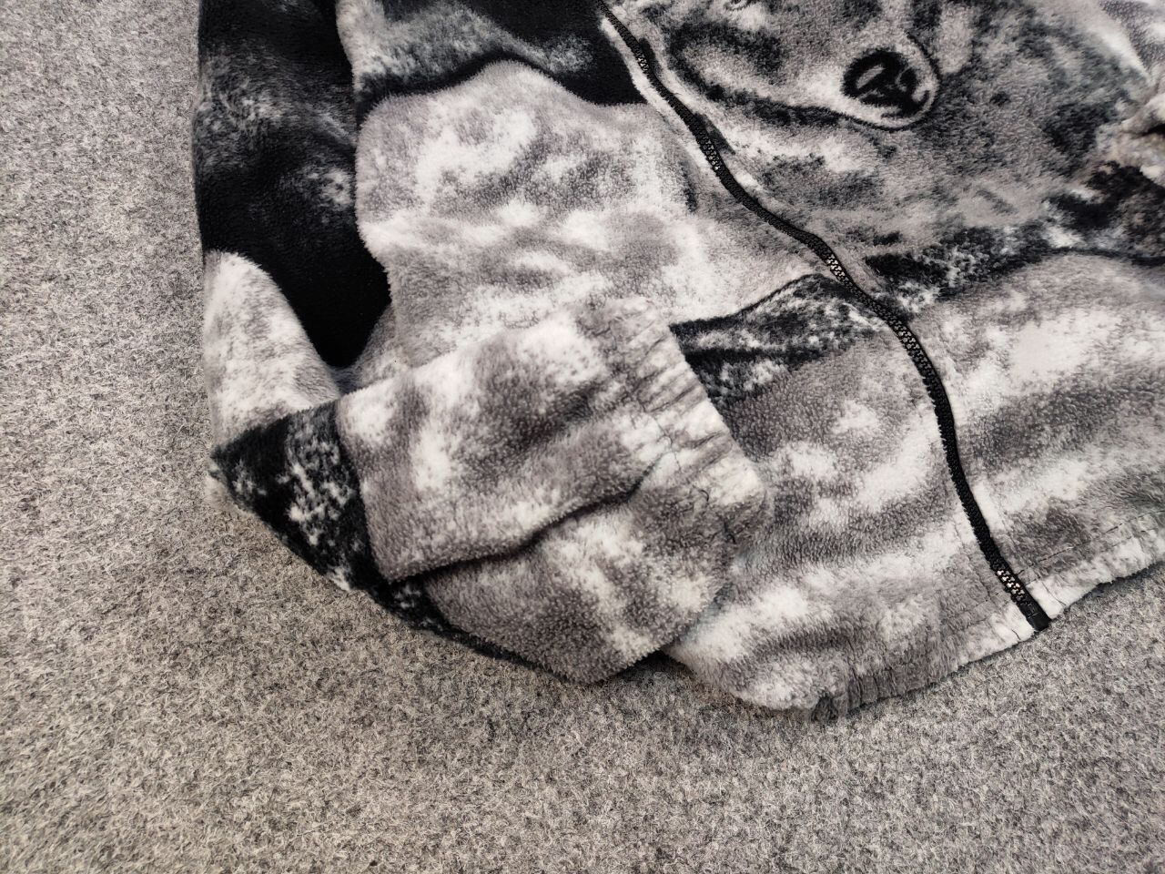 Vintage Vintage 90's Fleece Zip Jacket Over Art Winter Wolf Hype Size US S / EU 44-46 / 1 - 6 Thumbnail