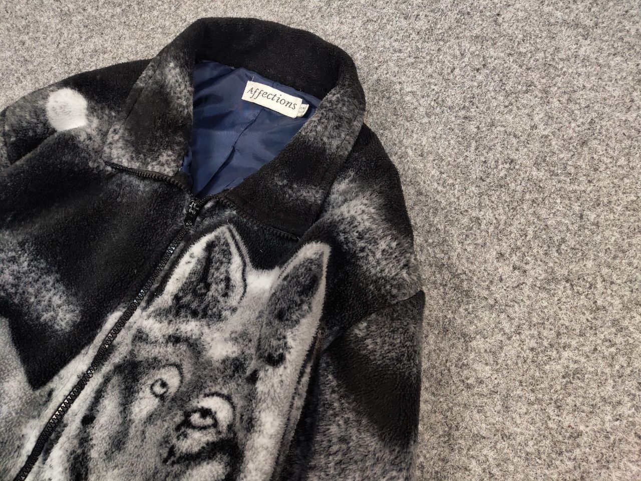 Vintage Vintage 90's Fleece Zip Jacket Over Art Winter Wolf Hype Size US S / EU 44-46 / 1 - 4 Thumbnail