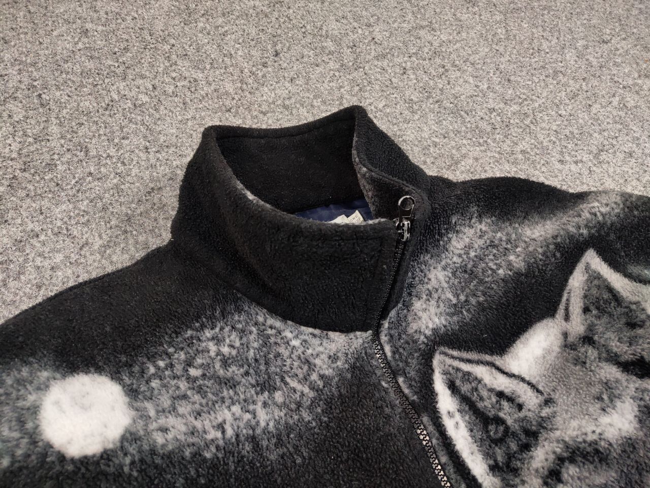 Vintage Vintage 90's Fleece Zip Jacket Over Art Winter Wolf Hype Size US S / EU 44-46 / 1 - 19 Thumbnail