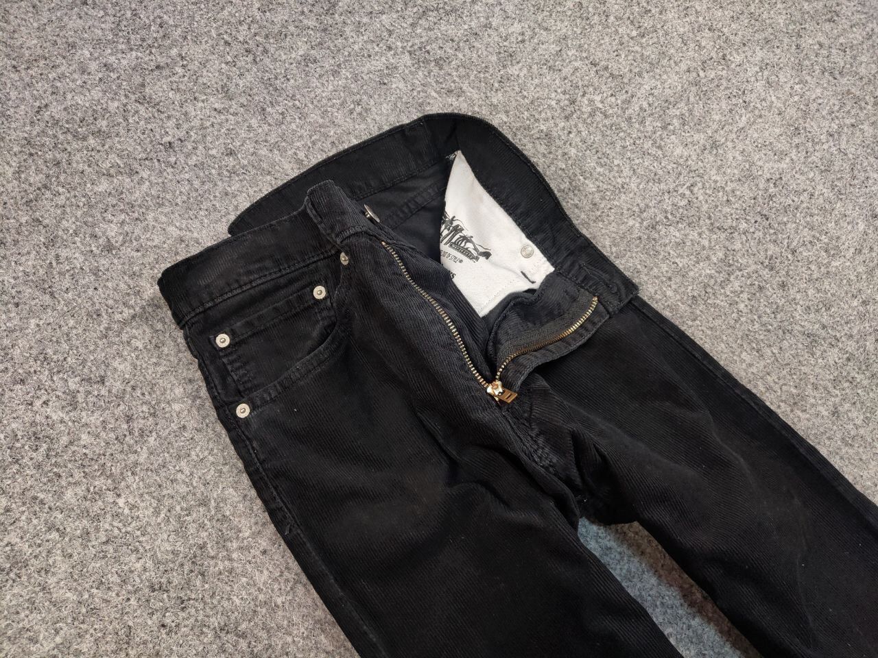 Levi's Vintage 90's Levi’s 751 Corduroy Pants Black Velvet Jeans Size US 33 - 12 Thumbnail