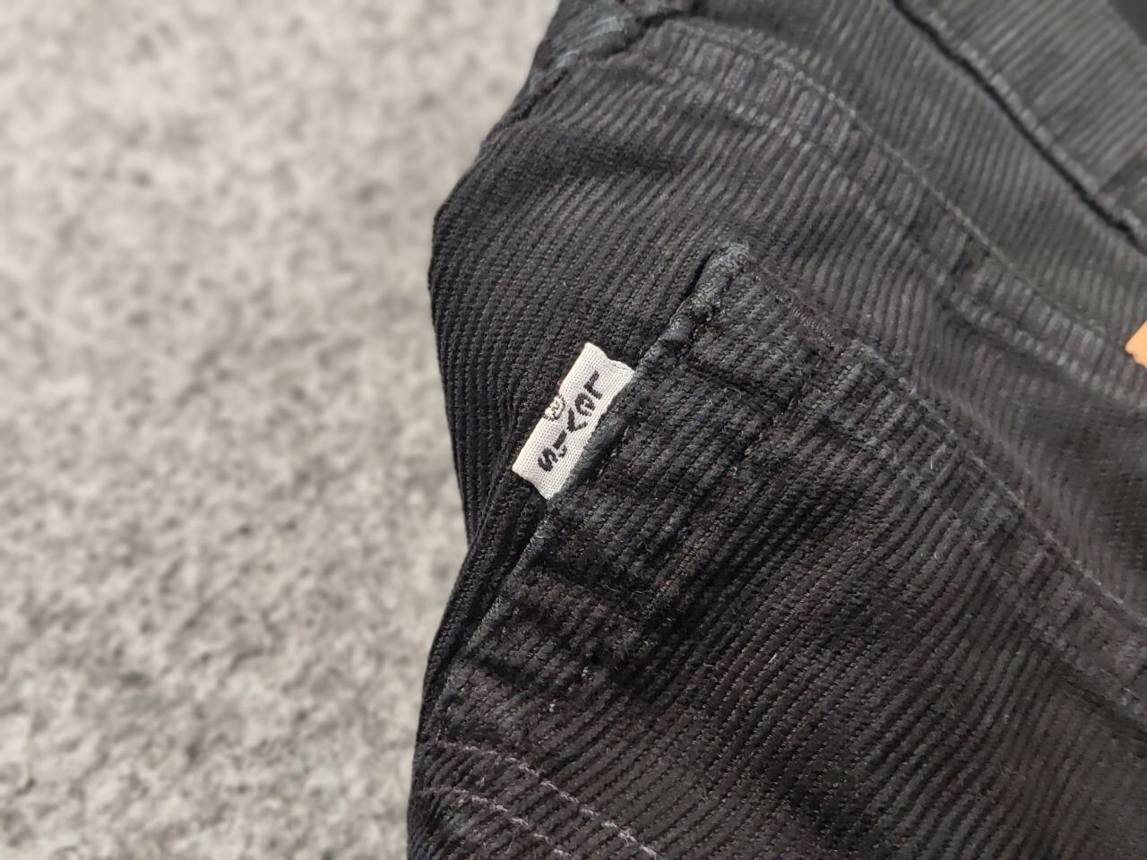 Levi's Vintage 90's Levi’s 751 Corduroy Pants Black Velvet Jeans Size US 33 - 19 Thumbnail