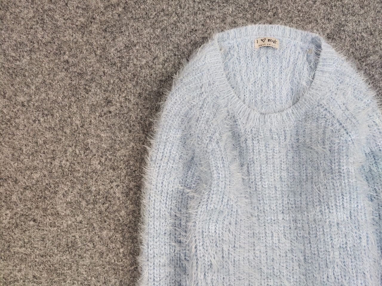 Japanese Brand Vintage Japanese Blue Mohair Style Fuzzy Crewneck Sweater Size US XS / EU 42 / 0 - 11 Thumbnail