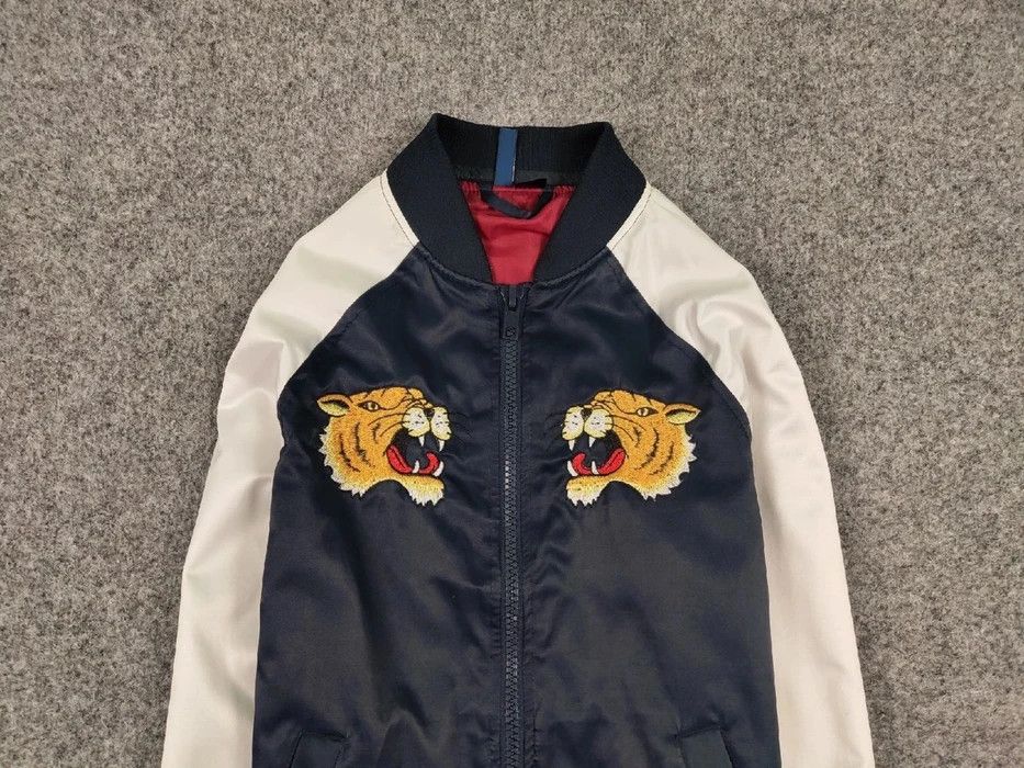 Japanese Brand Vintage Japanese Bomber Jacket Tiger Embroidered Logos Size US S / EU 44-46 / 1 - 3 Thumbnail