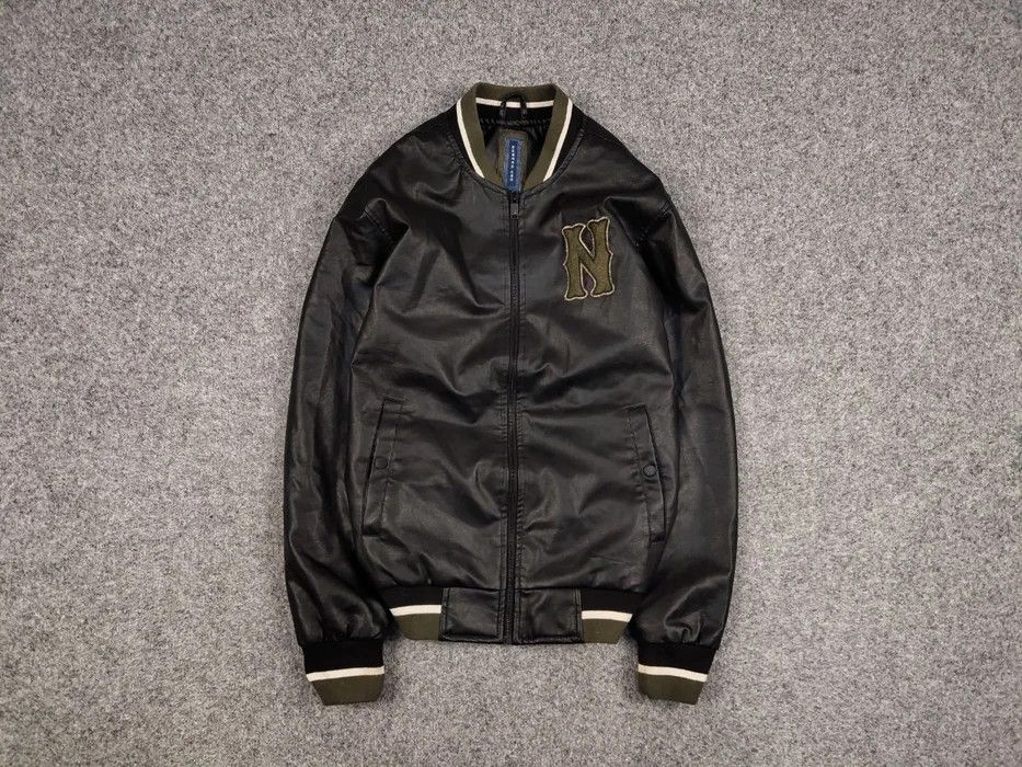 Vintage Vintage y2k Varsity Letterman Bomber Jacket Eco leather Size US L / EU 52-54 / 3 - 1 Thumbnail