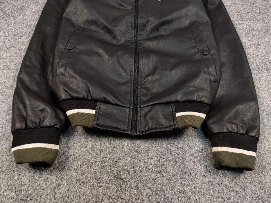 Vintage Vintage y2k Varsity Letterman Bomber Jacket Eco leather Size US L / EU 52-54 / 3 - 4 Thumbnail