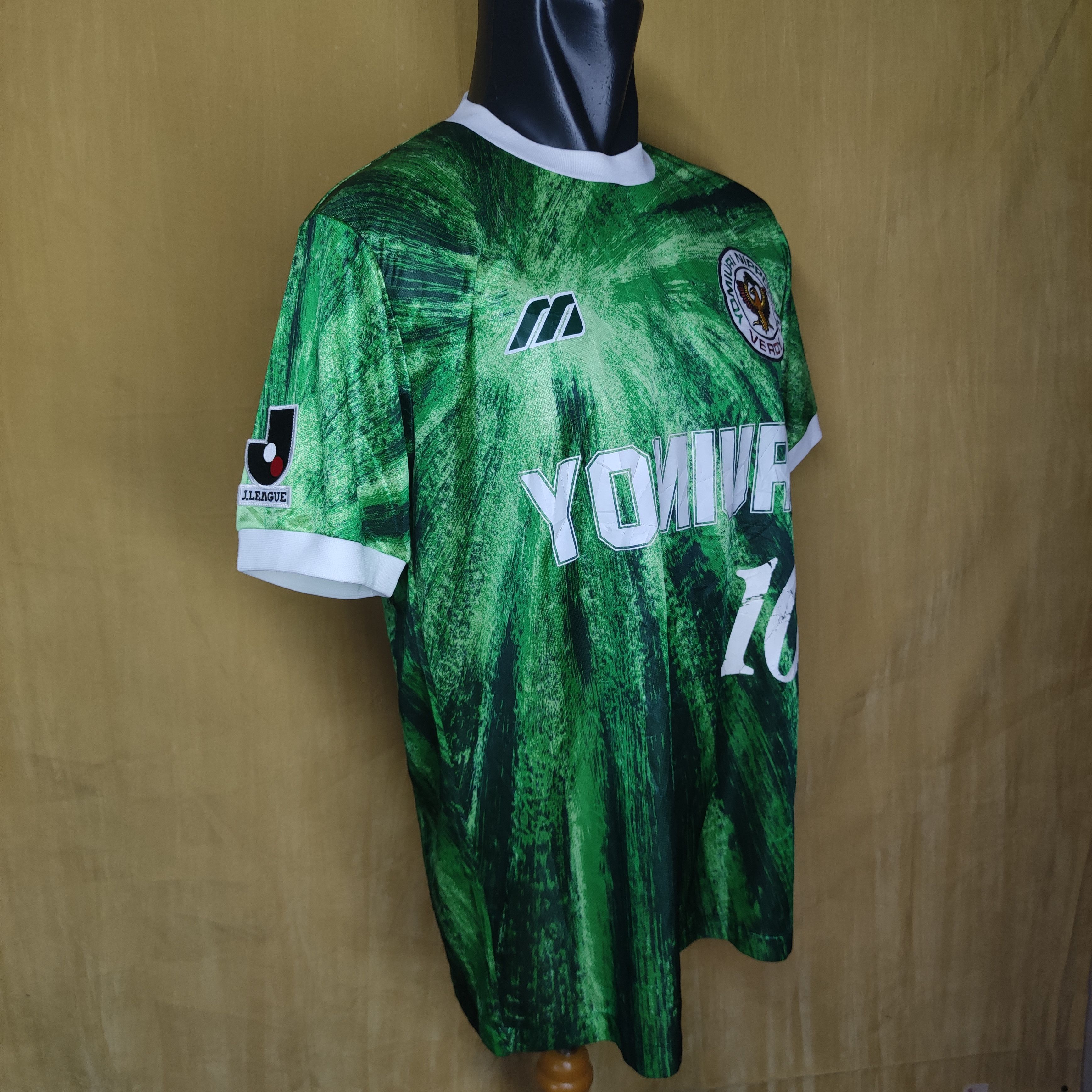 Mizuno 1993-95' MIZUNO VERDY KAWASAKI HOME (NO 10 COLLECTOR ITEM) Size US M / EU 48-50 / 2 - 12 Thumbnail