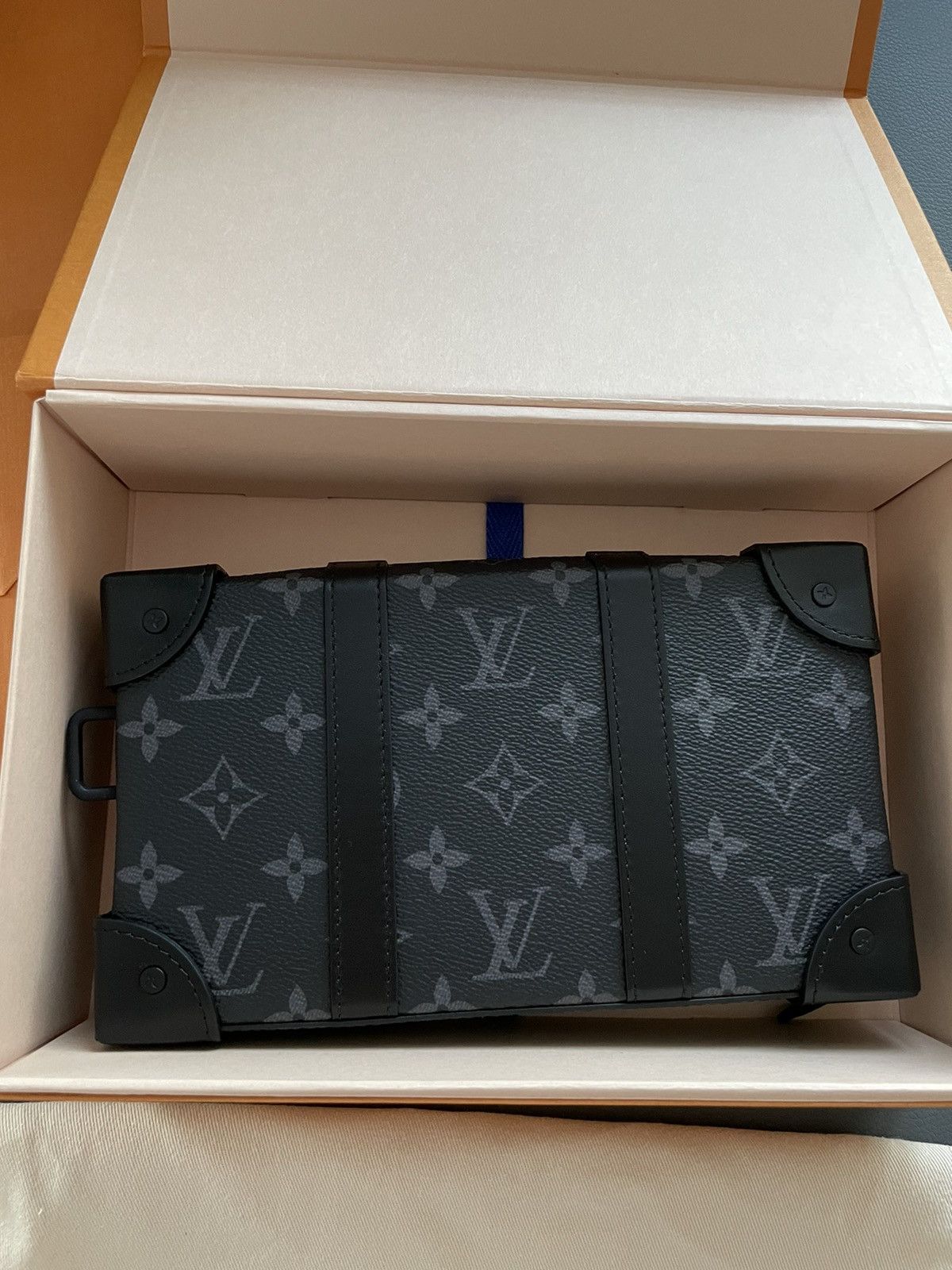 Louis Vuitton Super Rare Virgil Abloh Runway Monogram Leather Trunk Box Size ONE SIZE - 8 Thumbnail