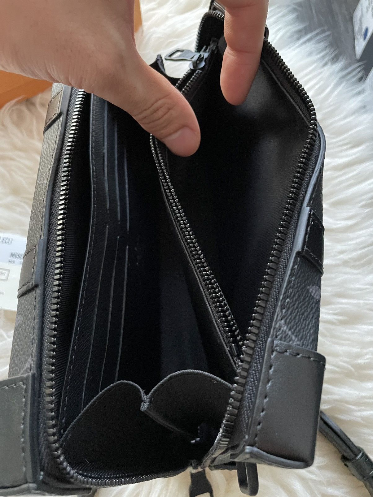 Louis Vuitton Super Rare Virgil Abloh Runway Monogram Leather Trunk Box Size ONE SIZE - 19 Thumbnail