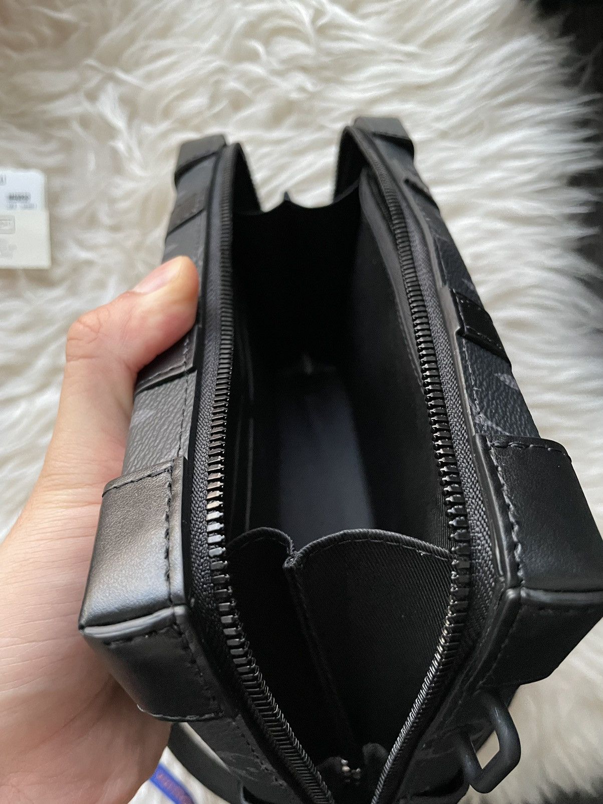 Louis Vuitton Super Rare Virgil Abloh Runway Monogram Leather Trunk Box Size ONE SIZE - 16 Thumbnail