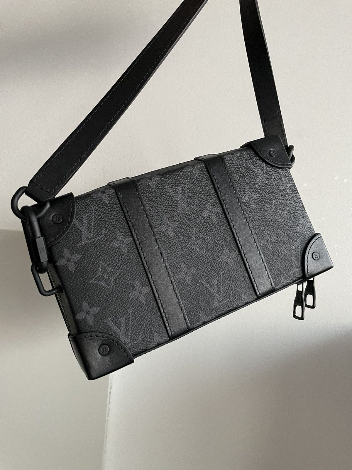 Louis Vuitton Super Rare Virgil Abloh Runway Monogram Leather Trunk Box Size ONE SIZE - 23 Thumbnail