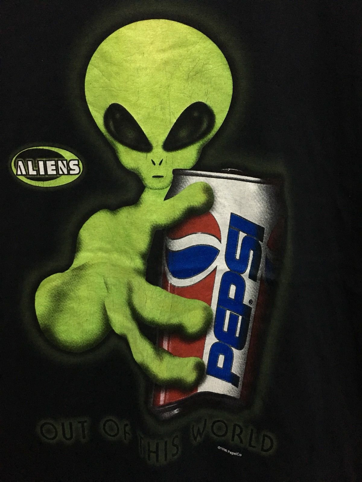 Rare Vintage 90s PEPSI alien Design Over Print