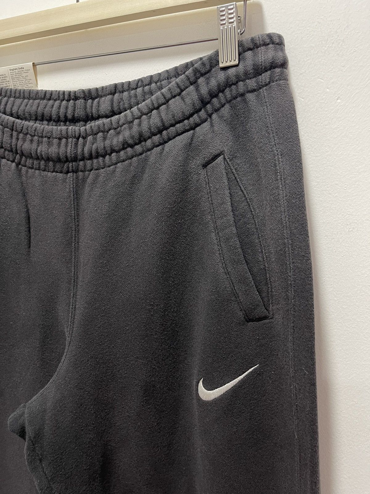 Nike × Vintage VINTAGE FADED NIKE SWOOSH MINI LOGO 90s SWEATPANTS Size US 31 - 3 Thumbnail