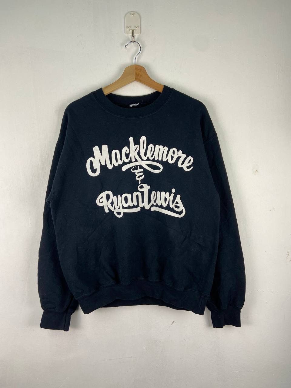 Band Tees Macklemore Ryan Lewis Sweatshirt Rapper Size US L / EU 52-54 / 3 - 1 Thumbnail